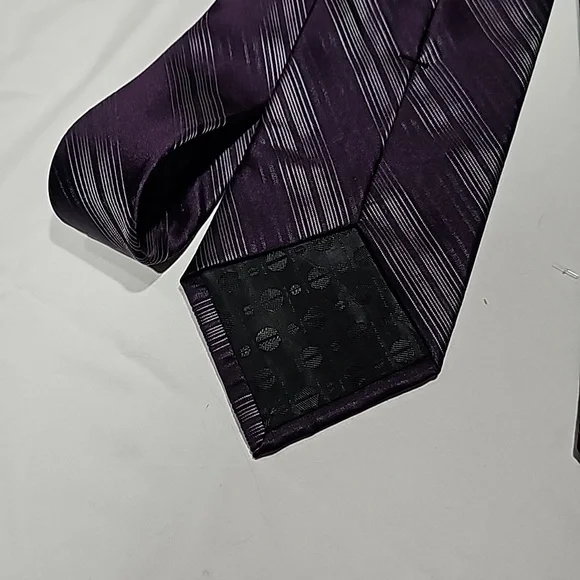 Perry Ellis Potfolio Men's Tie - Picture 2 of 8